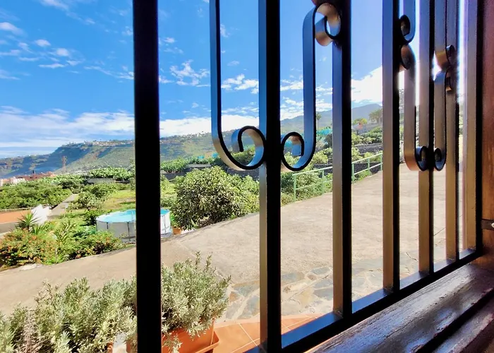 Bollullo Sunset - Ceiba * 라오로타바