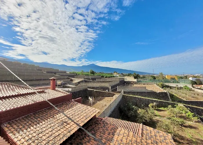 Bollullo Sunset - Ceiba 아파트